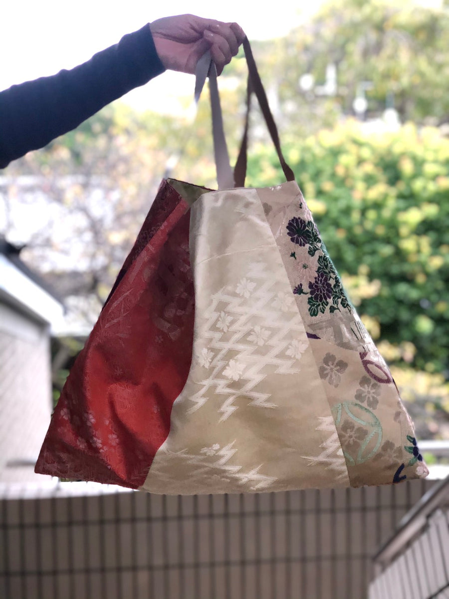 Vintage Japanese store Kimono Handbag /// Kimono Handbag, Gorgeous Kimono bag, Luxury bag, Japanese Handbag, Vintage Kimono handbag