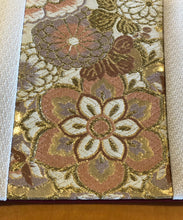 将图片加载到图库查看器，Cloisonne tie of antique one-piece sash to off white background. Classic pattern
