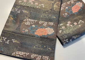 Chemin de Table Fleur de paulownia base noire / motif classique (textile tissé Obi)