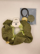 Load image into Gallery viewer, Nagoya gift set (Large scrunchie)

