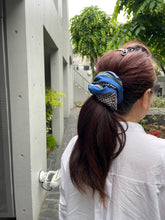将图片加载到图库查看器，Vintage Kimono &#39;Kanokoshibori&#39; Hair Tie/Blue
