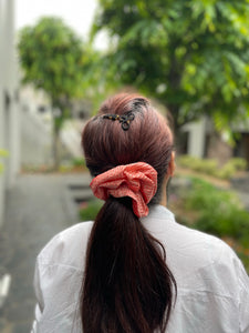 Vintage Kimono 'Kanokoshibori' Hair Tie/Pink