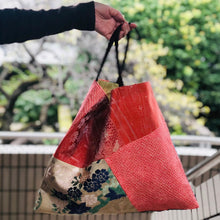 將圖像加載到圖庫查看器中，Handbag made of vintage Obi &amp; Kimono Medium
