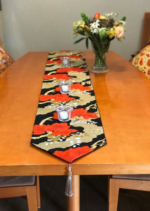 Chemin de Table Fleur de paulownia base noire / motif classique (textile tissé Obi)