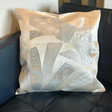 Load image into Gallery viewer, Decorative Noshi Classical Pillow Cover
